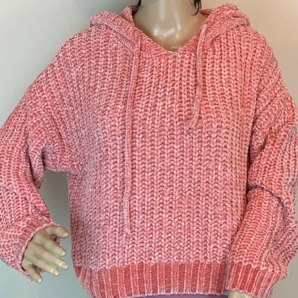 Aeropostale Sweaters - Aeropostale Salmon Pink Chenile Cropped Hooded Sweater sz large